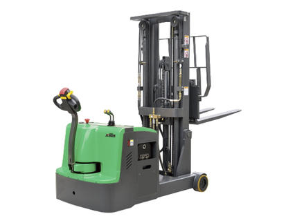 ELECTRIC STACKER  CPD15W