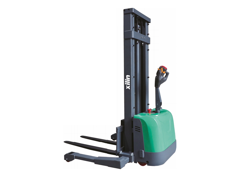 Electric Straddle Stacker CTD15R-EN